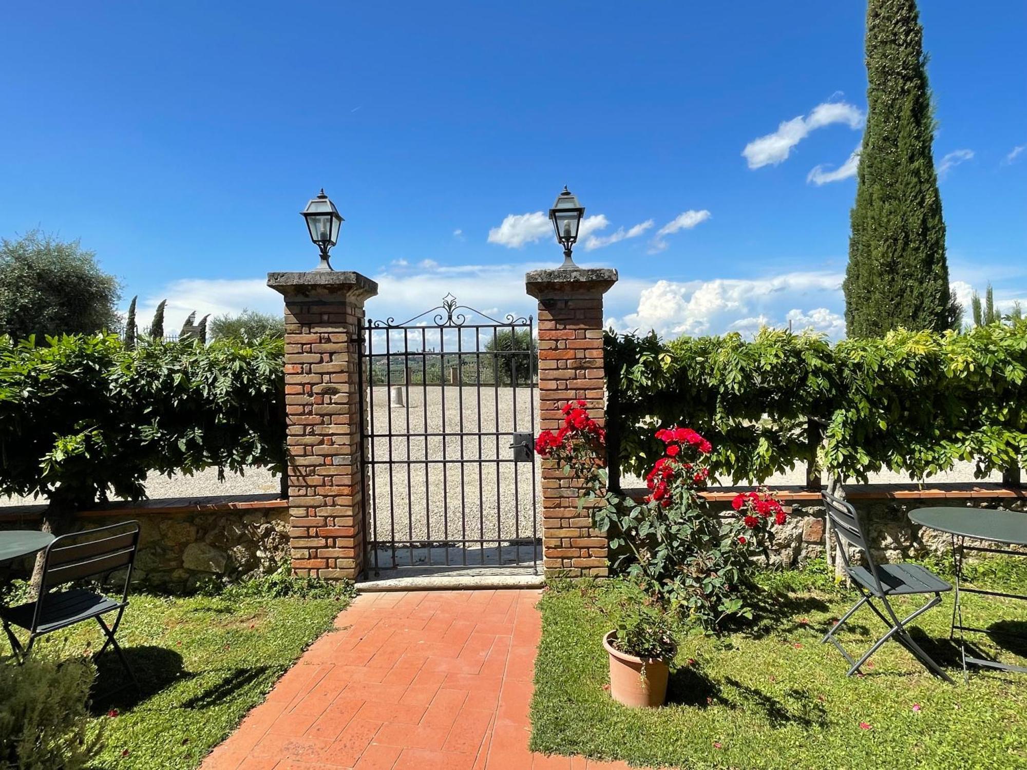 Agriturismo Castello Di Montauto San Gimignano Zewnętrze zdjęcie